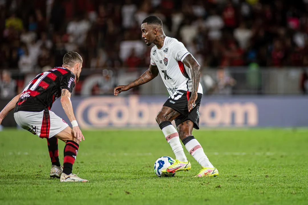 Vitória perdeu por 8 a 0 nesta segunda-feira, 25