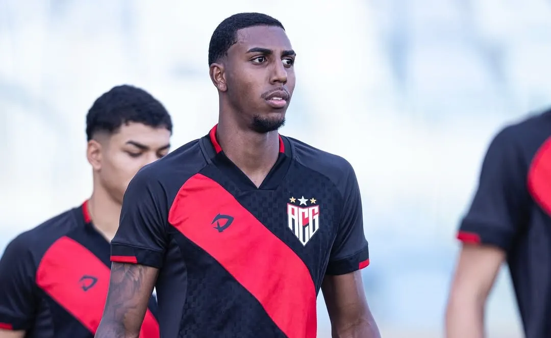 Zagueiro Ivan Henrique vai compor o elenco Sub-20 do Vitória