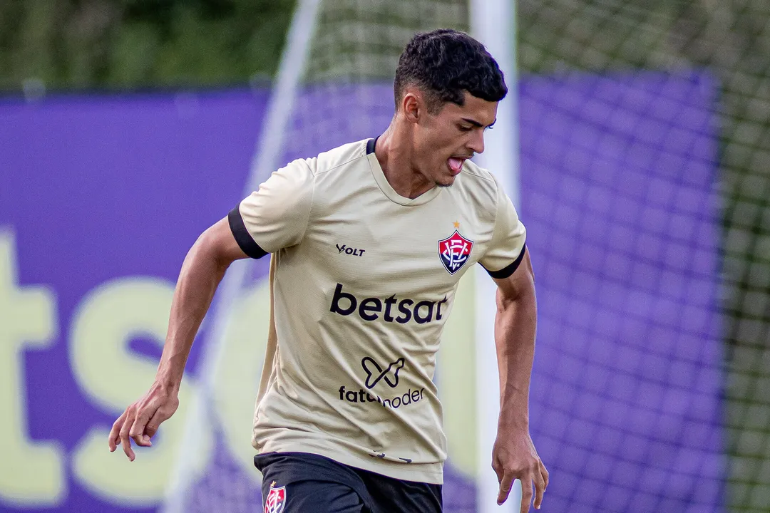 Luís Miguel, atacante revelado pelo Vitória