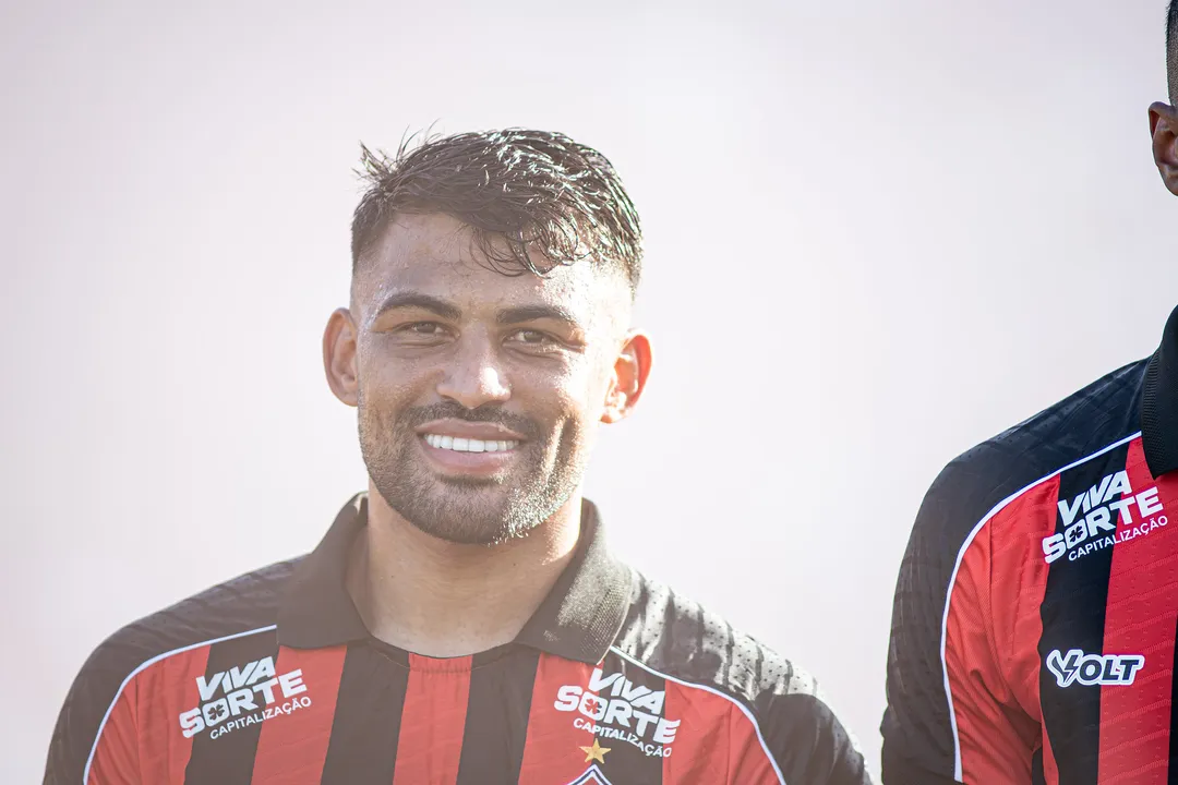Ronald renovou com o Vitória até junho de 2028