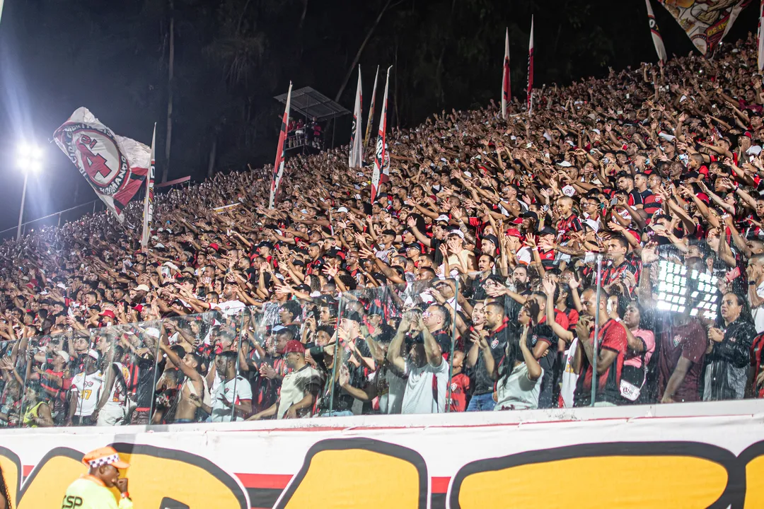 Vitória e Atlético-MG se enfrentam pela 22ª rodada do Brasileirão