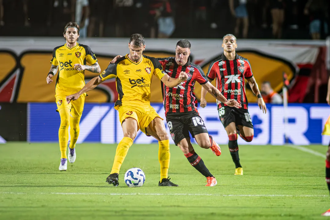Vitória empatou com o Sport no Barradão