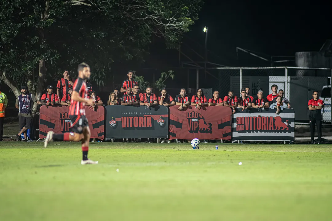 O Vitória enfrenta o São Paulo pela 19ª rodada do Brasileirão