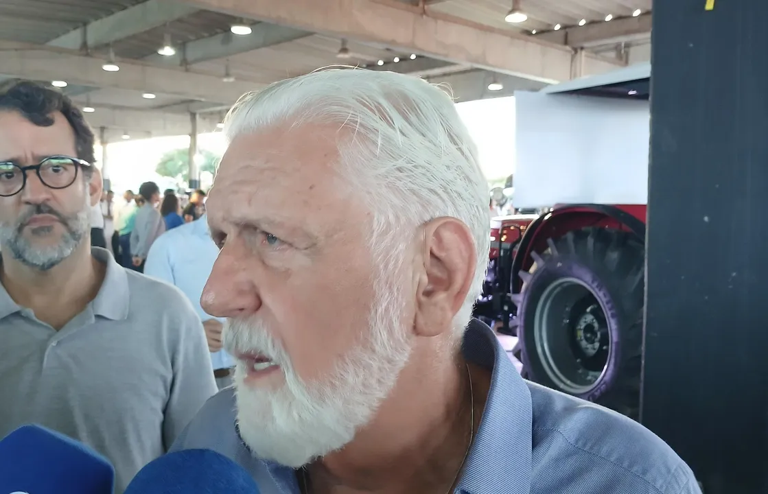 Senador petista frisou o fato do Brasil comprar mais produtos dos Estados Unidos do que exportar.