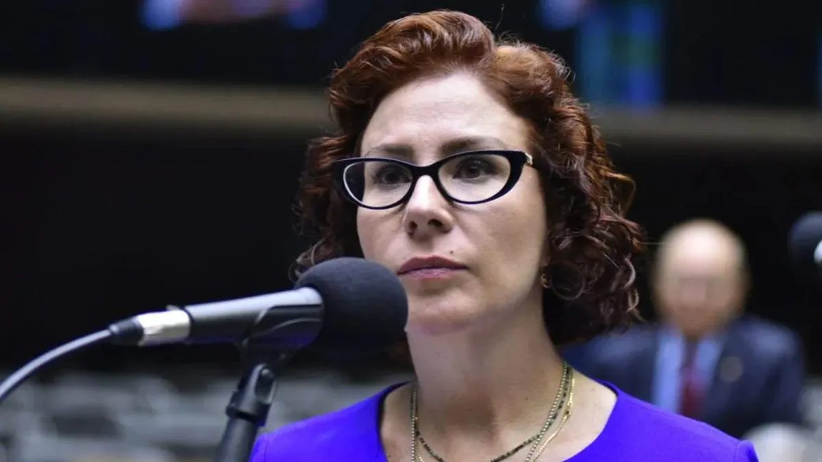Carla Zambelli foi presa nesta terça, 29