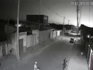 Homem foi encontrado no sofá