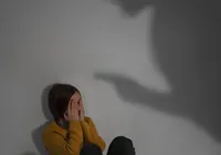 Adultização silenciosa: o que muitos pais fazem sem notar imagem