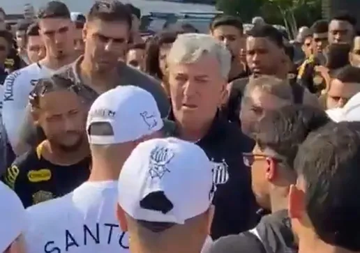 O Bahia encara o Ceará pela semifinal da Copa do Nordeste