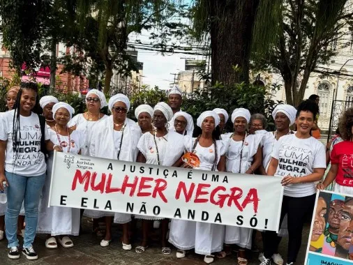 Imagem ilustrativa da imagem Instituto Juristas Negras debate democracia em Salvador