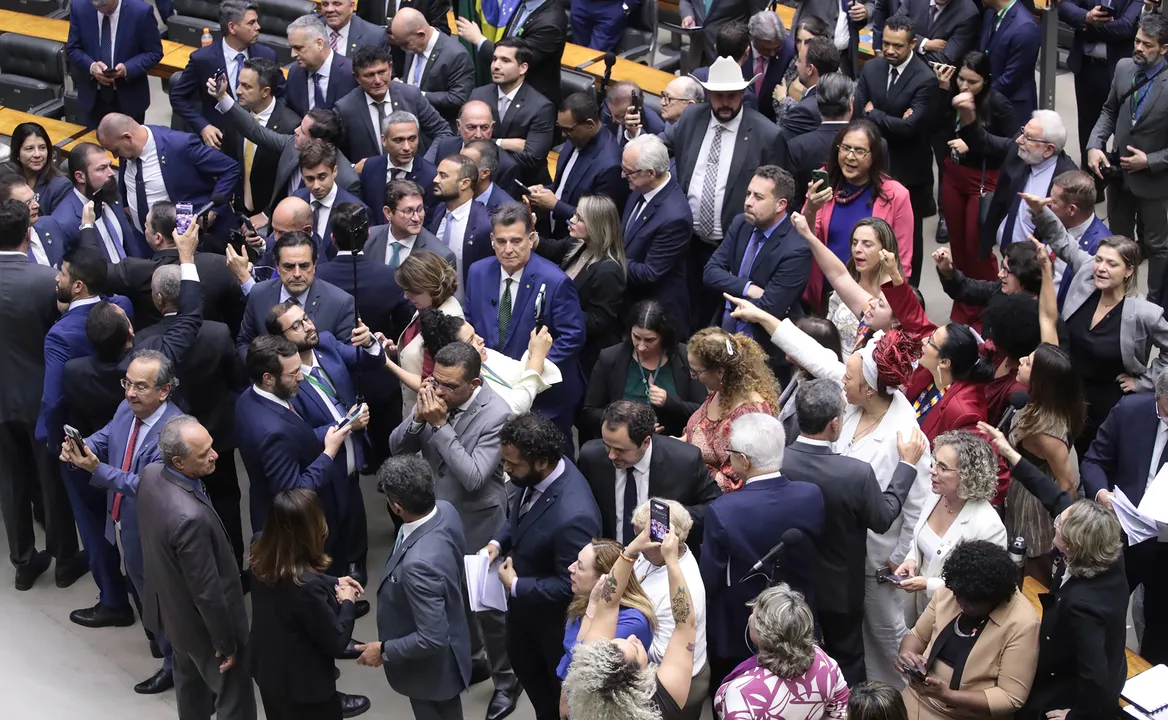 Votação do requerimento da anistia