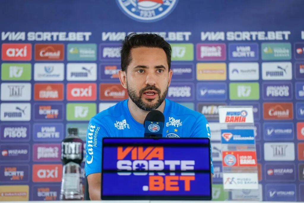 Éverton Ribeiro, capitão do Bahia, ressalta a importância de "controlar a partida" e ter "coragem para jogar" fora de casa em busca da vaga na Libertadores.