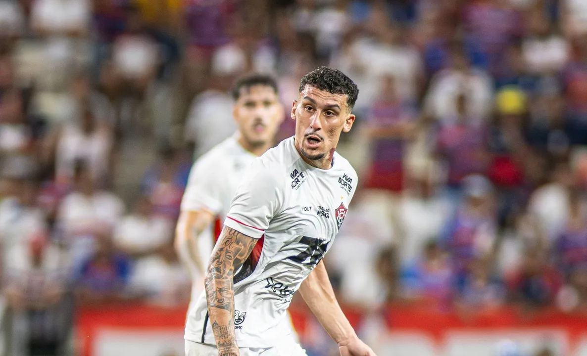 Vitória segue vivo na luta pela permanência