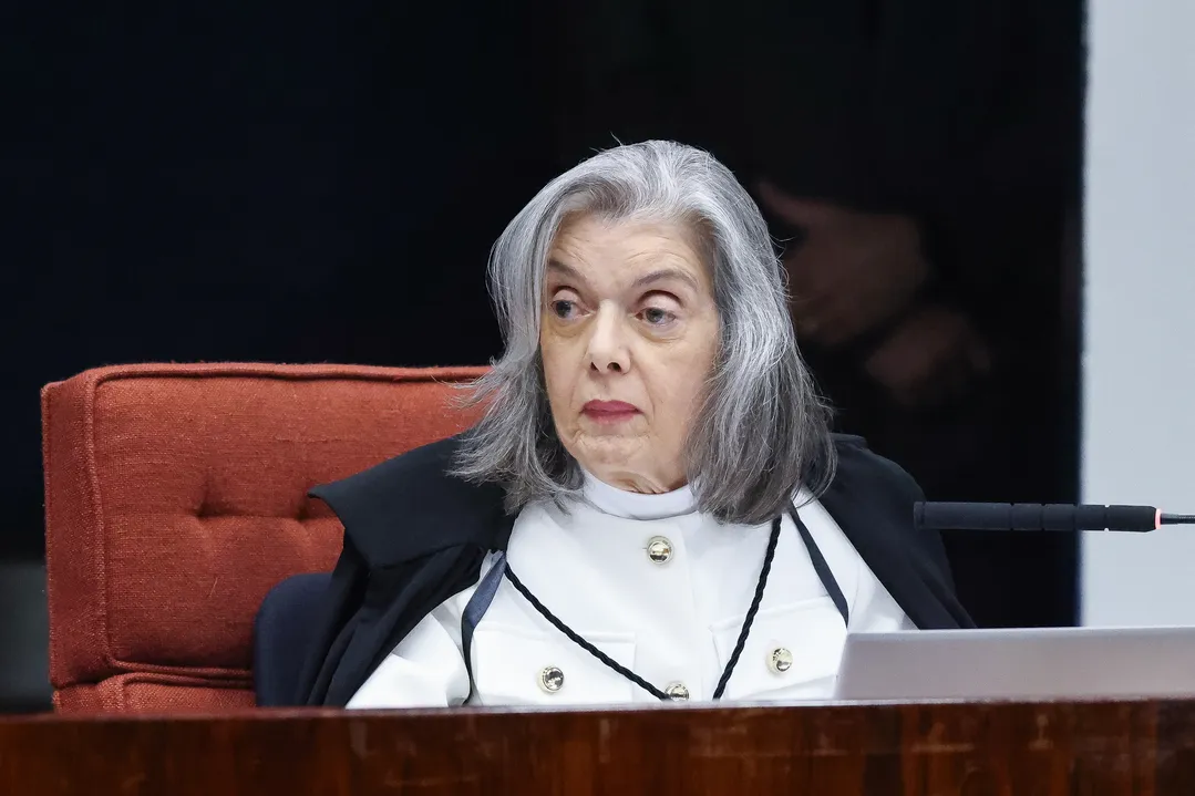 Cármen Lúcia