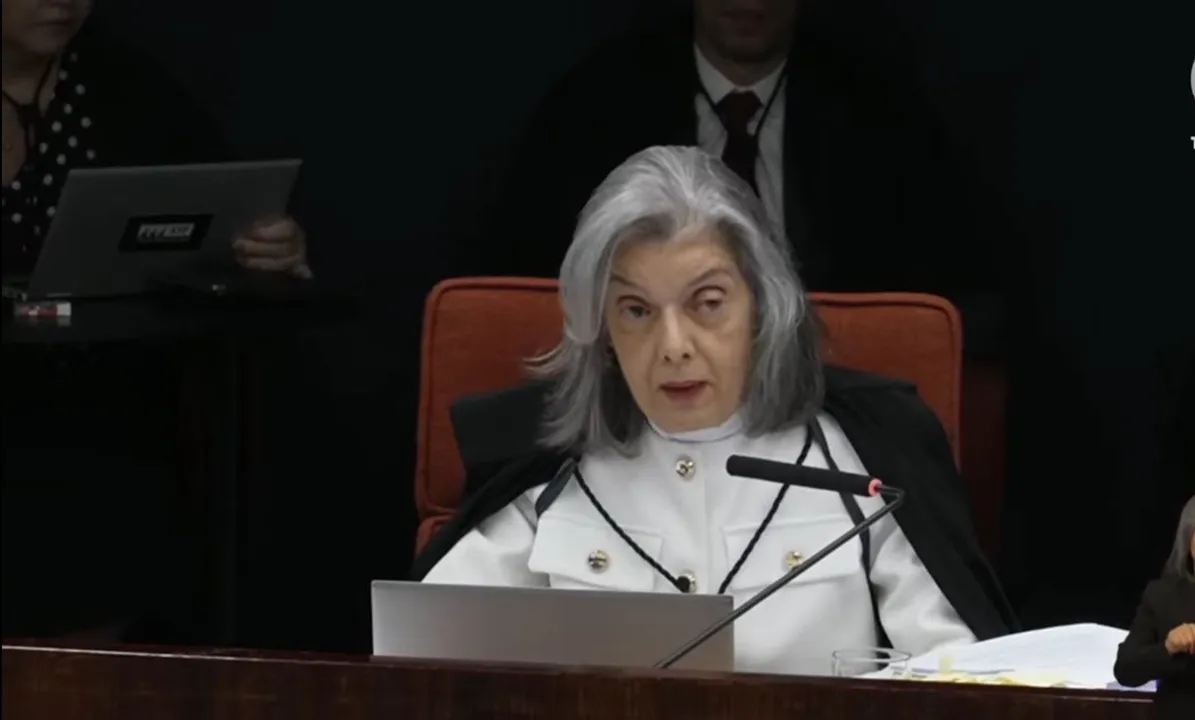 Cármen Lúcia