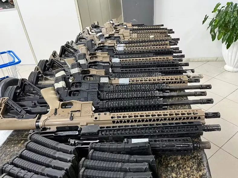 Arsenal foi apreendido pela Polícia Civil