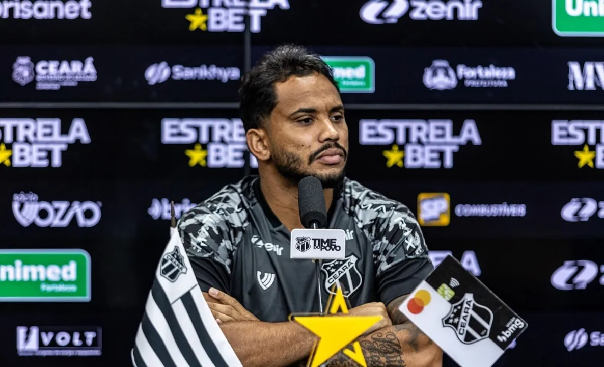 Lourenço em entrevista coletiva