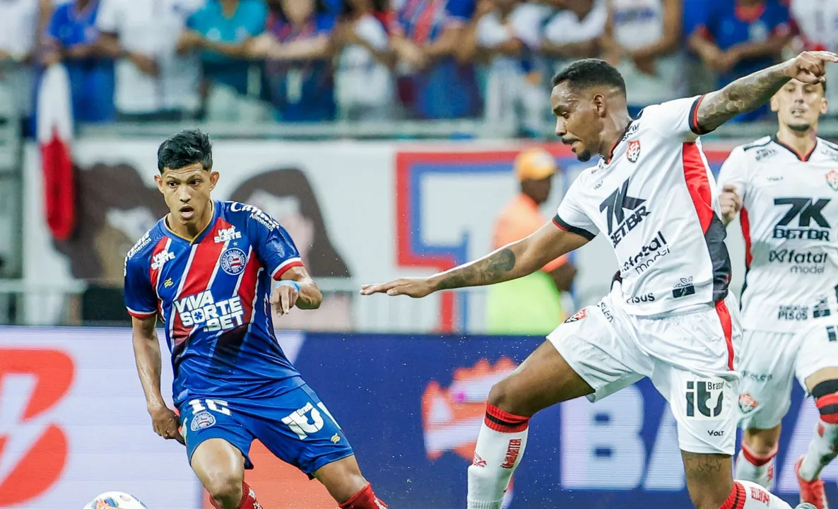 Bahia e Vitória em campo na temporada 2025