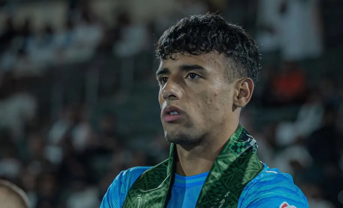 Lucho Rodriguez em campo pelo Neom SC