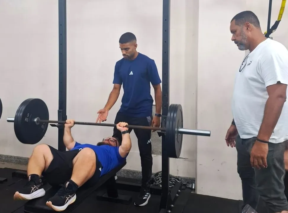 Aulas gratuitas de halterofilismo paralímpico em Salvador