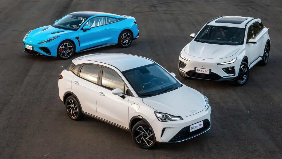 A concessionário Neta Auto realiza uma queima de estoque