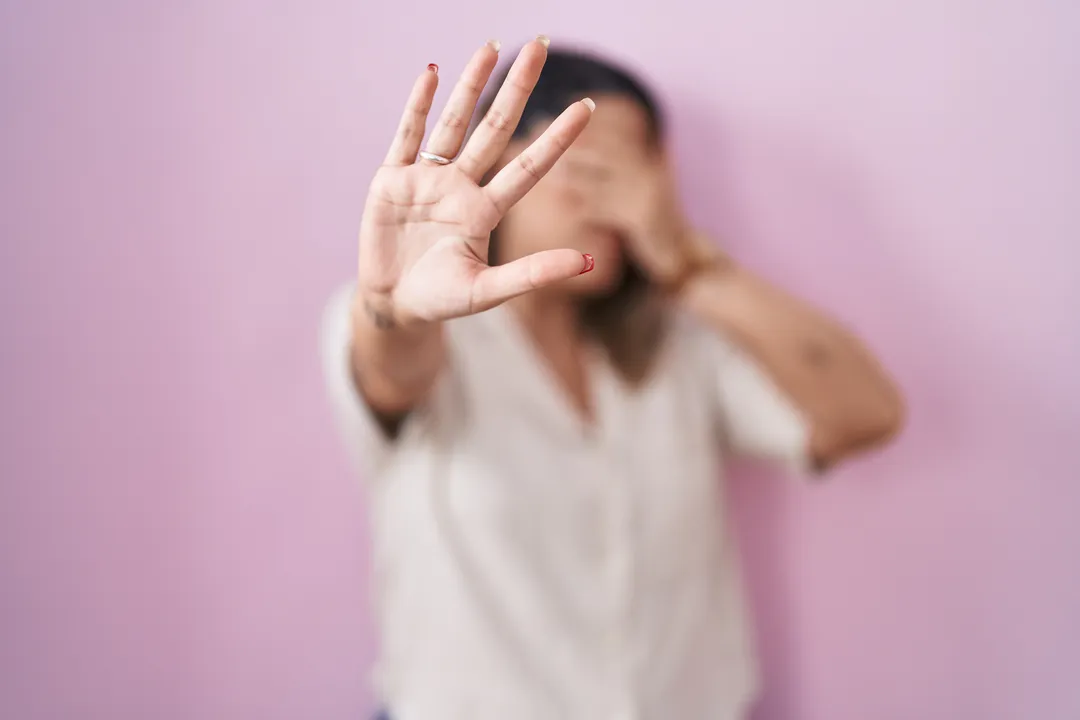 Conheça o projeto que permite acesso público a condenados por violência doméstica