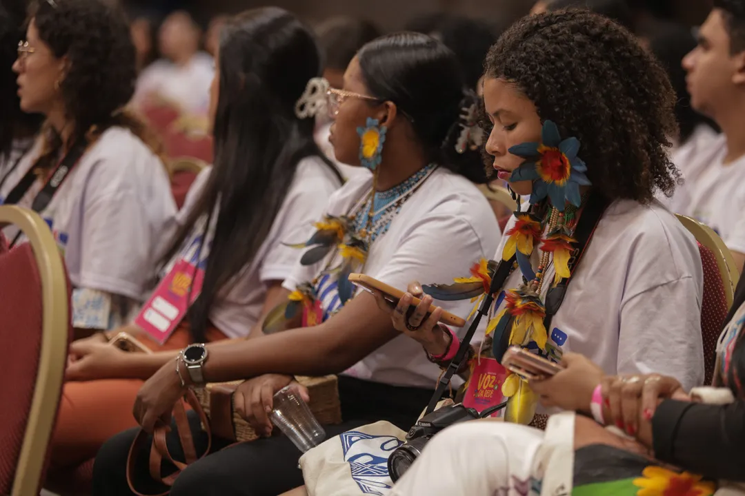 Estudantes durante o evento no auditório do Hotel Fiesta, em Salvador