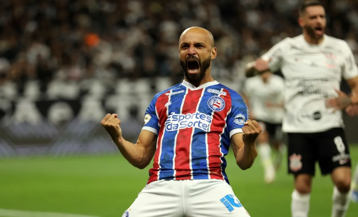 Thaciano marcou dois gols na goleada na Neo Química Arena