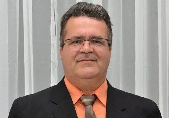 Antônio dos Santos Mendes, ex-prefeito de Presidente Tancredo Neves