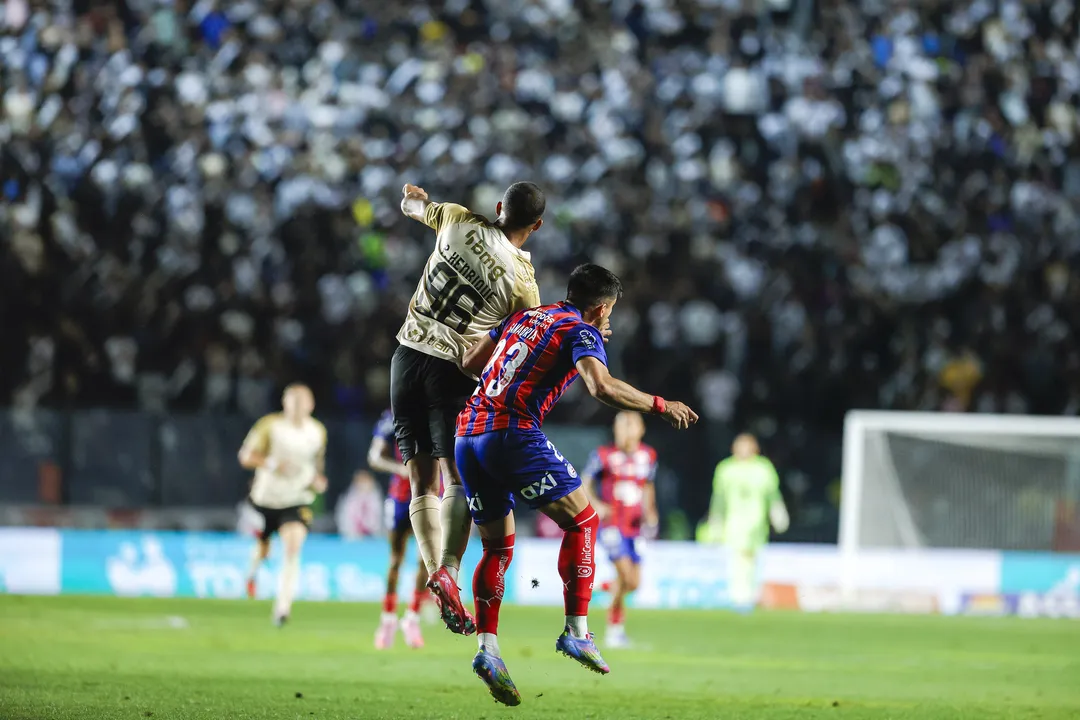 Bahia perde de virada para o Vasco (3x1) em São Januário. A expulsão de Jean Lucas no 1º tempo foi crucial para a derrota que ameaça a posição do Esquadrão no G-6.