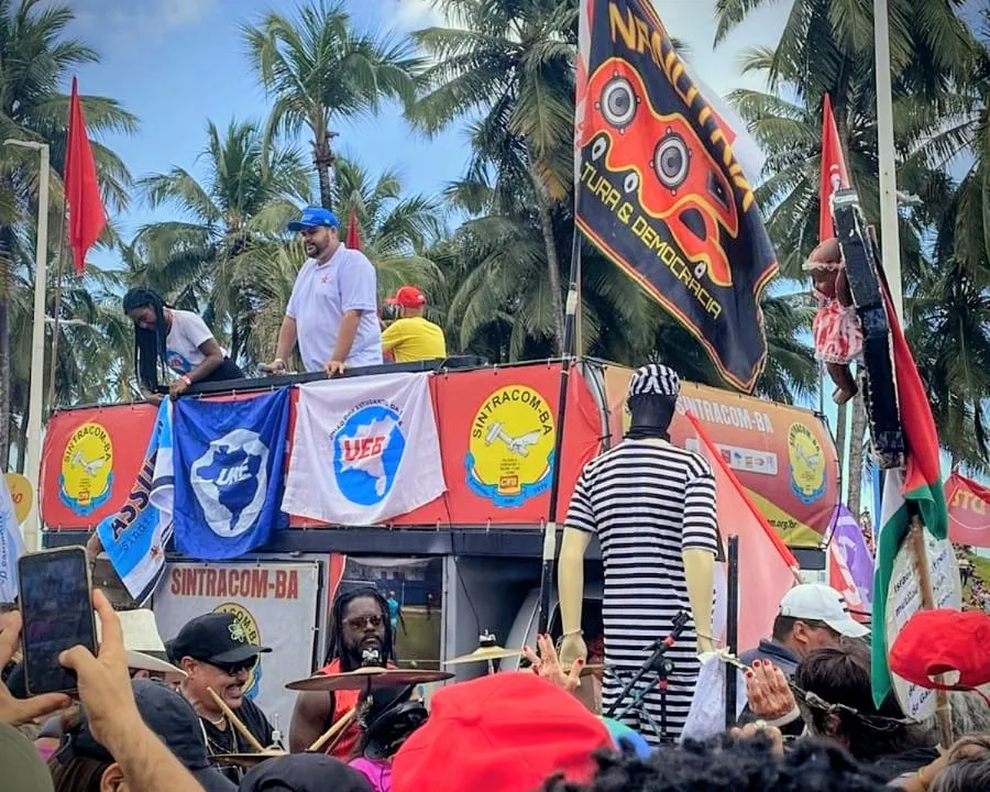 Ato reuniu milhares de pessoas no Cristo da Barra, em Salvador