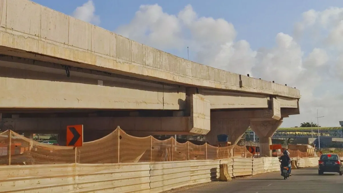 Viaduto permanece em obras
