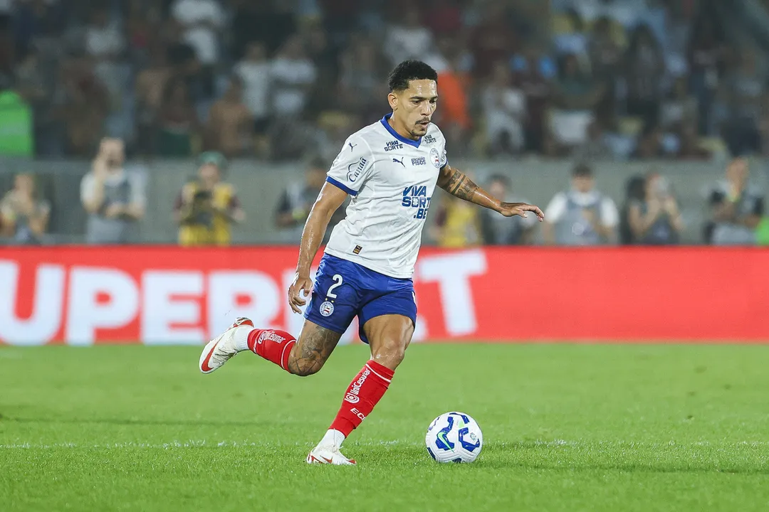 Após a eliminação do Bahia para o Fluminense, o lateral-direito Gilberto se manifestou, cobrando "personalidade" do time em jogos decisivos e criticando a atuação da equipe no Maracanã.