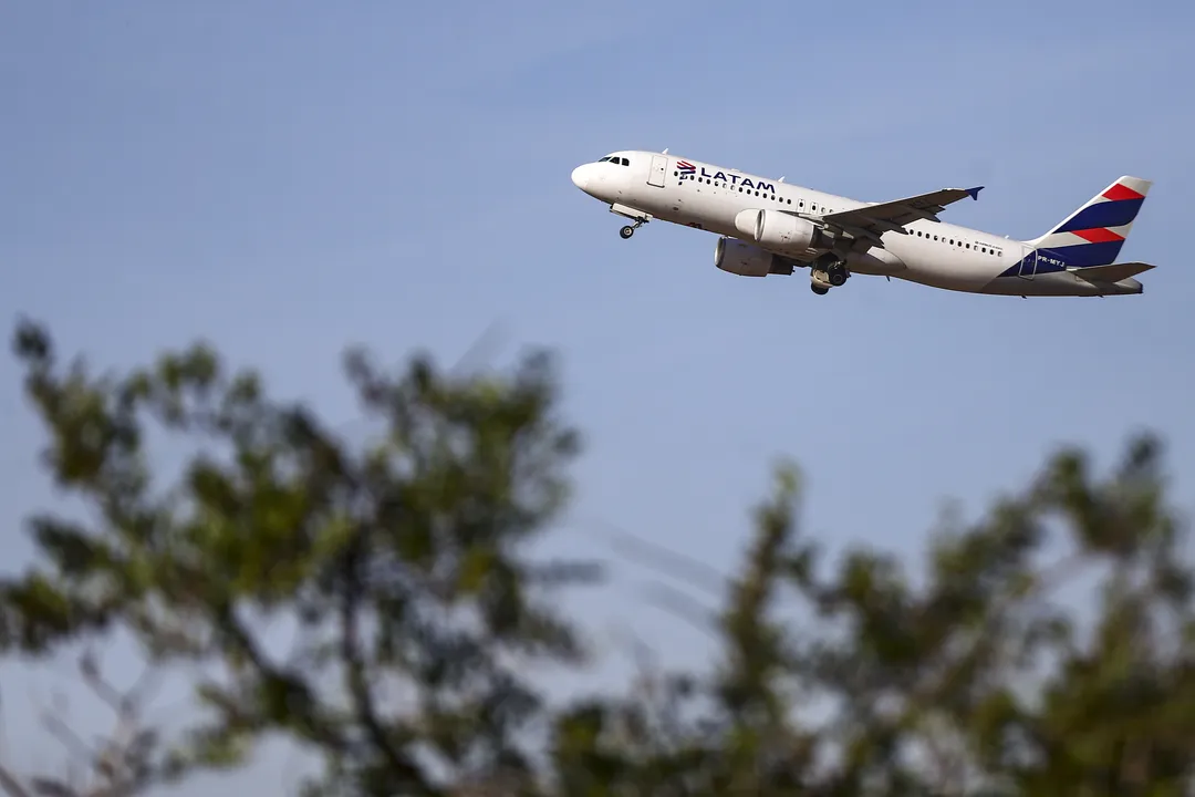 Latam possui uma frota de  362 aviões