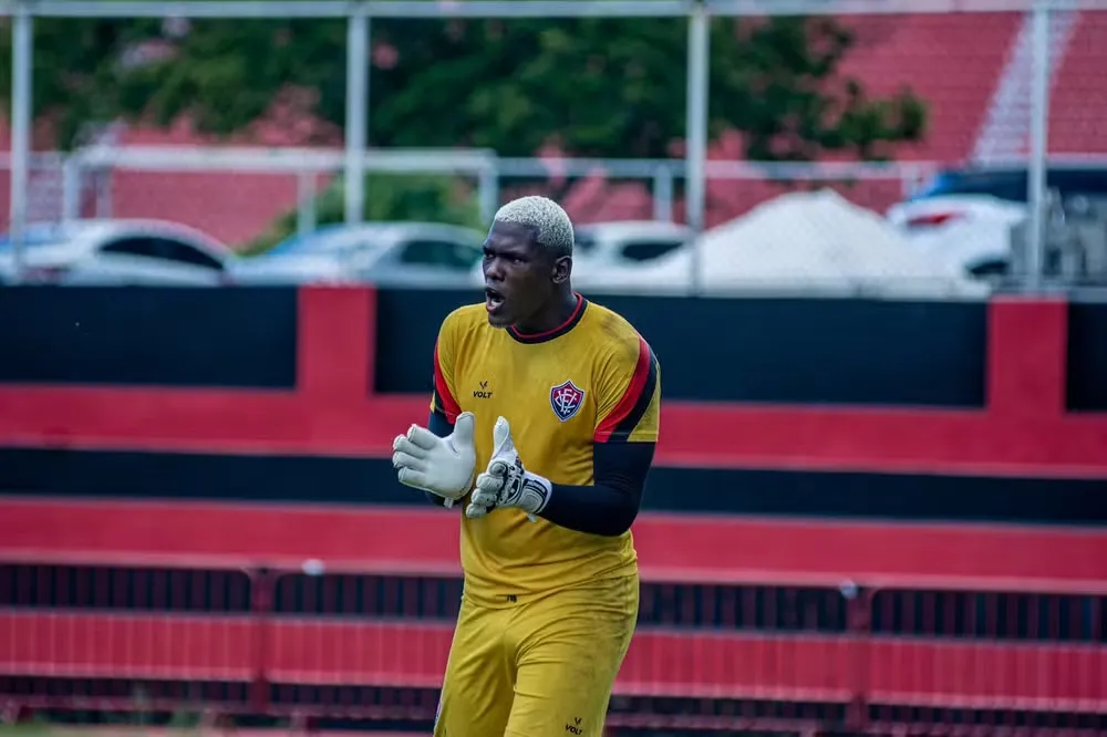 Yuri Sena foi relacionado para a partida contra o Grêmio