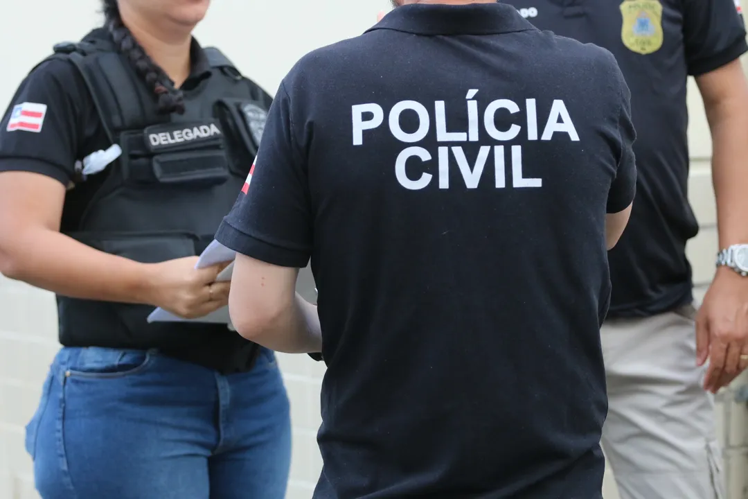 Mandado de prisão foi expedido pela Vara do Júri e Execuções Penais de Camaçari
