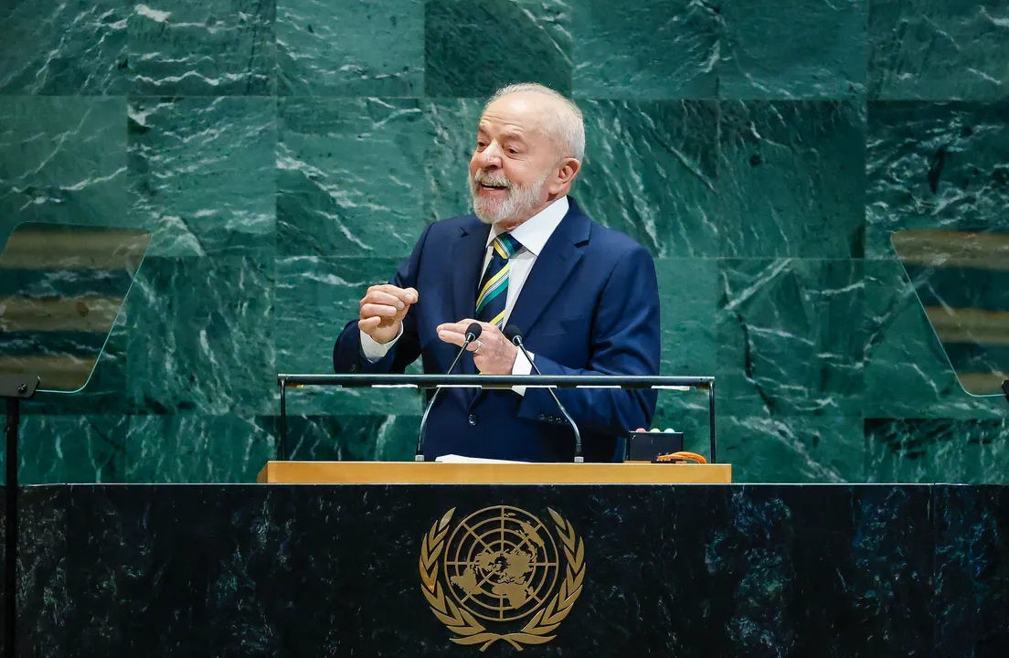 Lula abre espaço para conversar com Estados Unidos