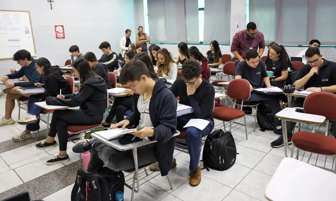 Instituições têm até as 23h59 do dia 8 de outubro para enviar os dados ao sistema oficial
