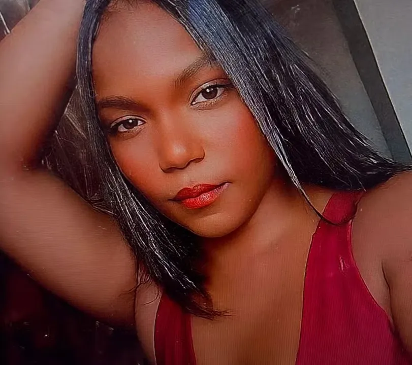 Carolina Vitória Pereira Bittencourt, 24 anos