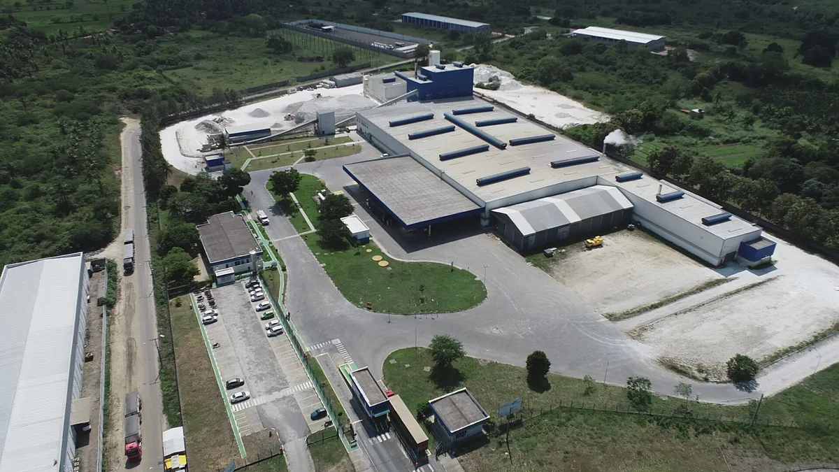 Unidade fabril de Feira de Santana