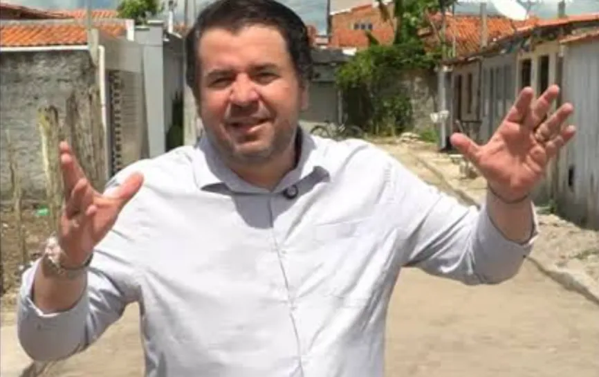 Prefeito de Entre Rios, Manoelito Argolo Júnior (SD)