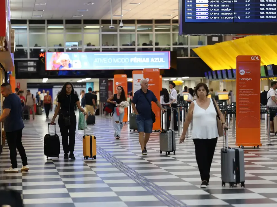 Movimentação no aeroporto de Guarulhos