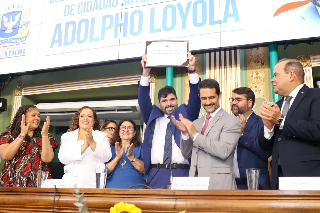 Homenagem Adolpho Loyola