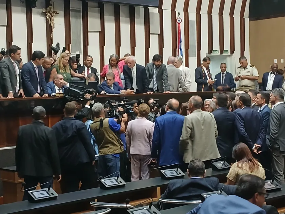 Deputados estaduais na Assembleia Legislativa da Bahia