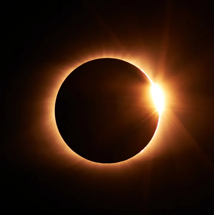 Último eclipse solar de 2025