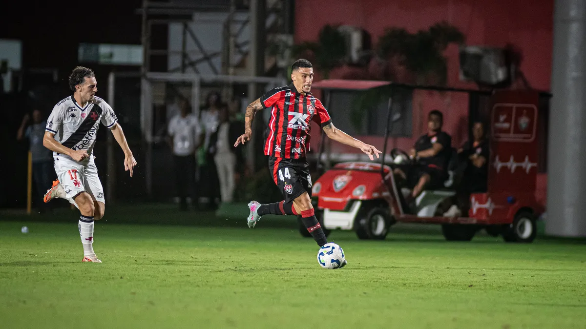 Gabriel Baralhas em Vitória 2x1 Vasco