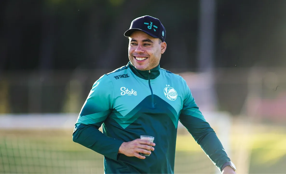 Jair Ventura em treinamento pelo Juventude