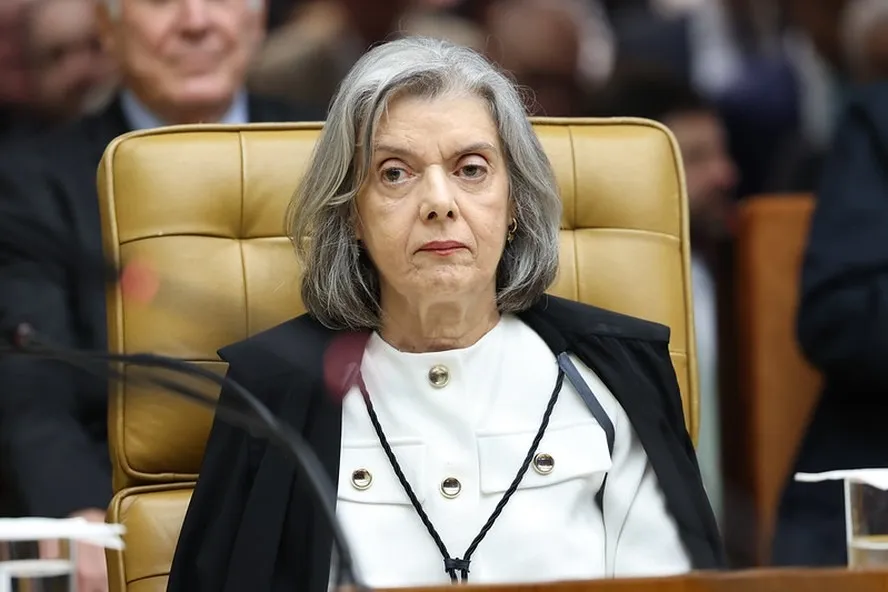Cármen Lúcia