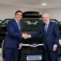 Brasil é o primeiro país do mundo a ter frota presidencial elétrica; veja carro imagem