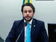 Renato Casagrande é educador, escritor e presidente do Instituto Casagrande