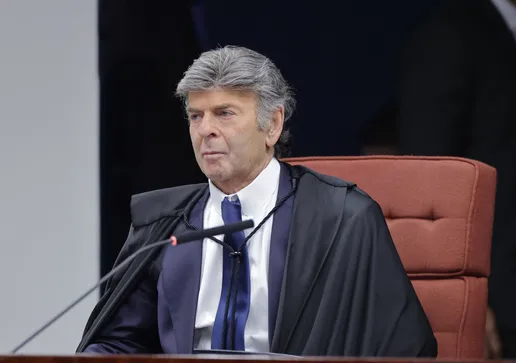 Solenidade de posse de Del (União Brasil) teve presença da vice-prefeita Simone Costa, e do ex-prefeito, Diógenes Tolentino